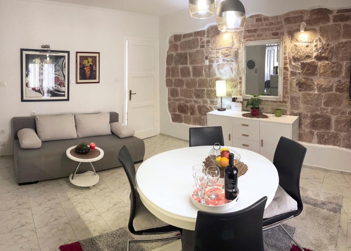 Apartment Vitturina Kaštela Εξωτερικό φωτογραφία
